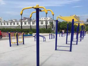 大邑宜达制衣员工活动区-户外健身设施